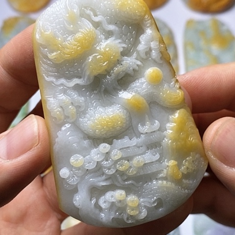 定制翡翠未镶嵌翡翠