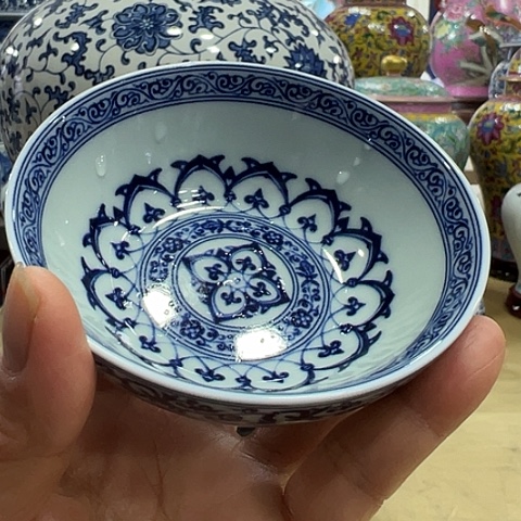 瓷片确保品质一个青花瓷