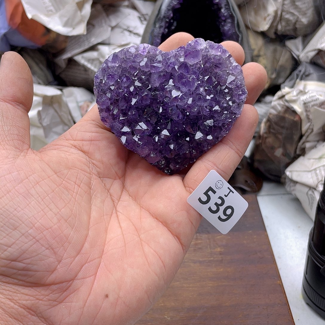 紫晶大型摆件（非配饰）未镶嵌