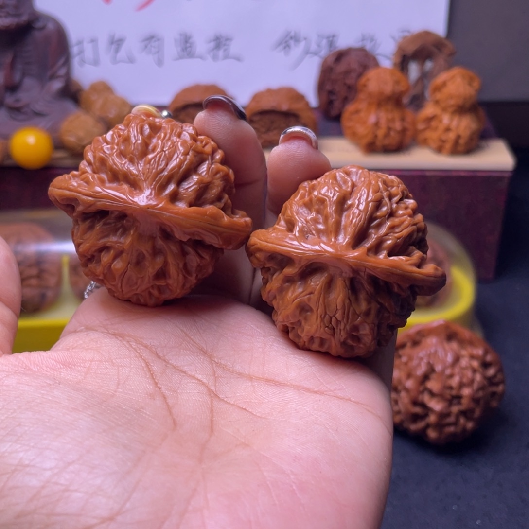 ゞ***ゞ吊坠桃核宫灯福利