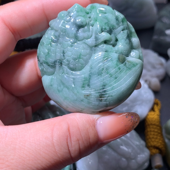 翡翠未镶嵌颈饰保真天然A货翡翠