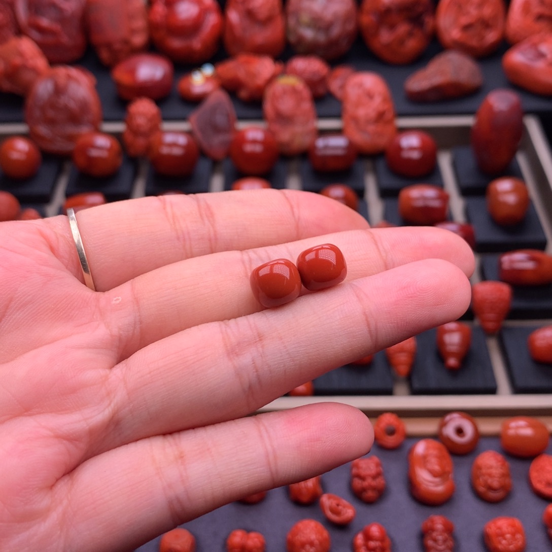 南红玛瑙未镶嵌原矿老型对珠9mm