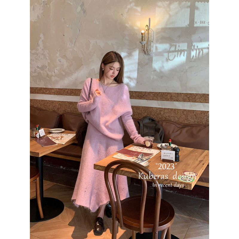 KUBERAS 蜜桃甜心 慵懒宽松羊驼毛软糯圆领上衣+针织长半身裙套装