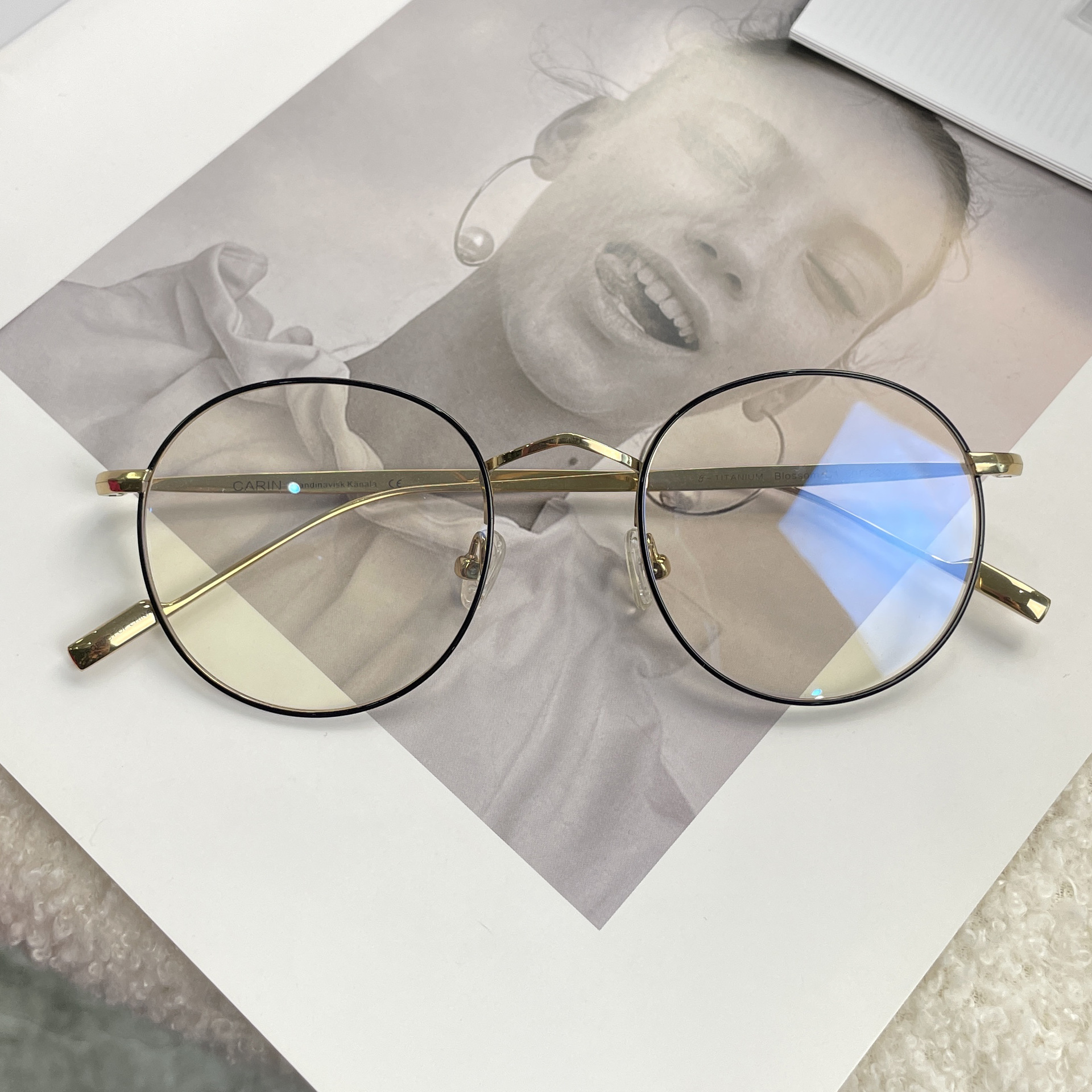 [中脸推荐]卡家blossom面宽140超轻钛镜框女款网红时尚个性百搭