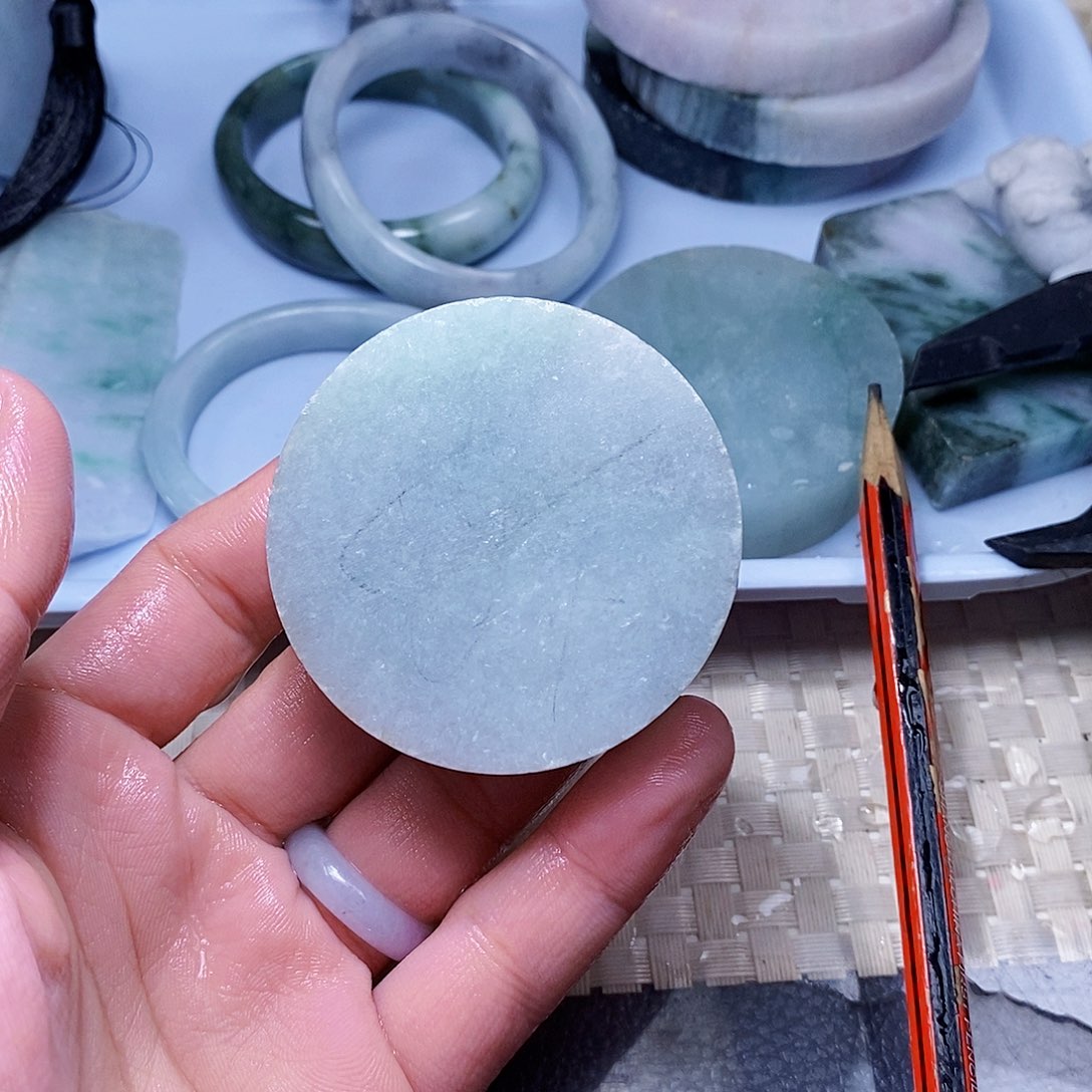 翡翠未镶嵌颈饰988