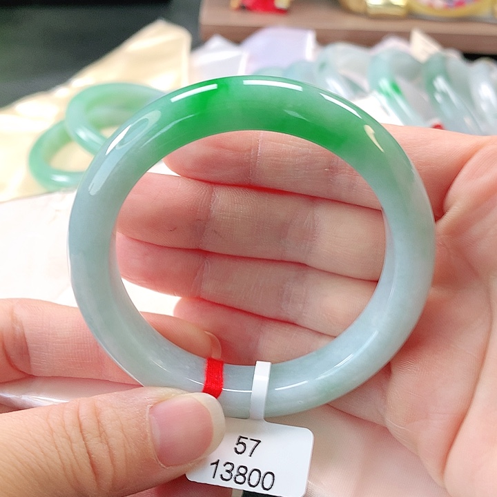 未镶嵌手镯翡翠缅甸A货翡翠手镯