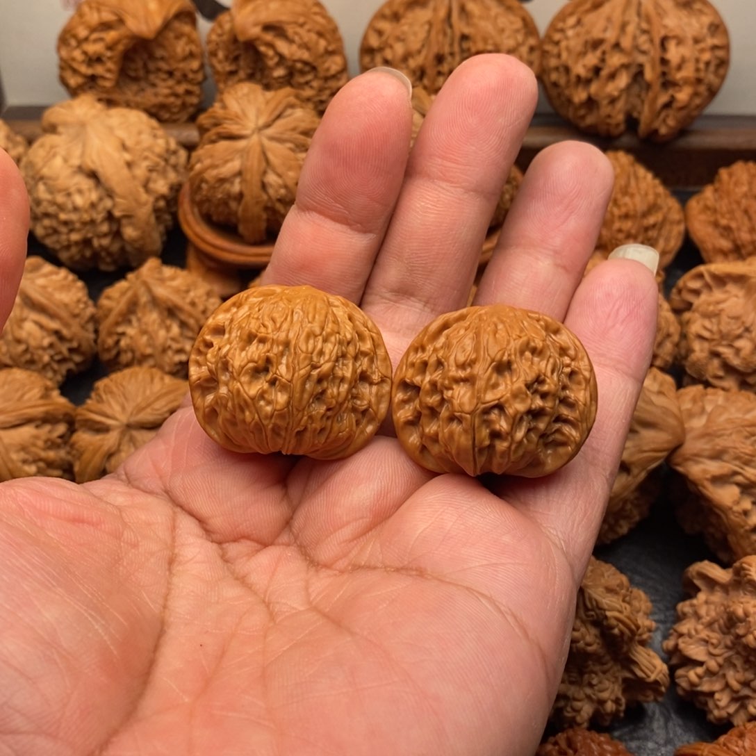 文玩核桃把件小磨盘36