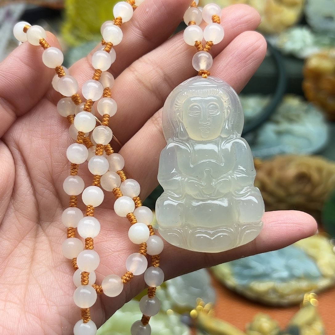 蛇纹石玉合金颈饰