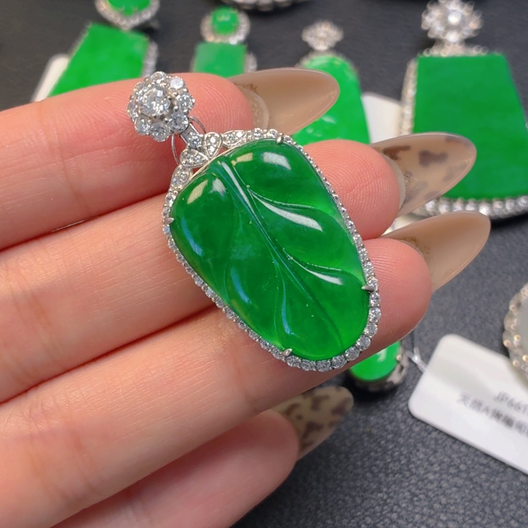 翡翠银S925镶嵌吊坠(不含链)