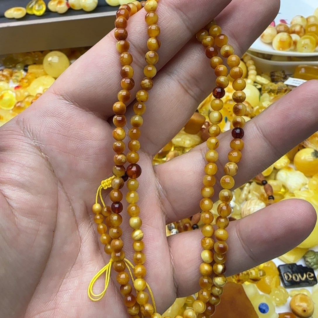 琥珀未镶嵌裸石7.45克4mm