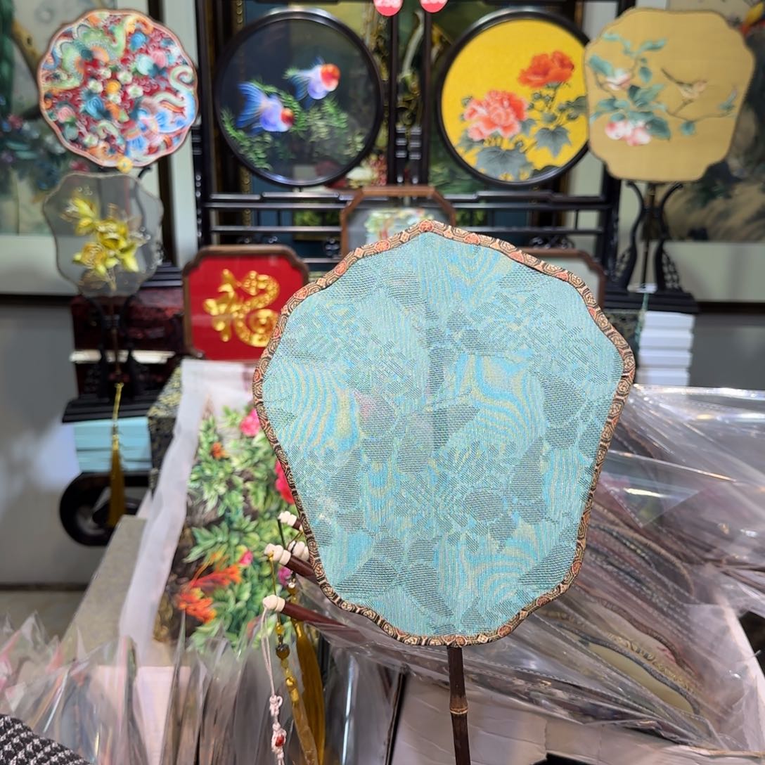 刺绣刺绣工艺精湛