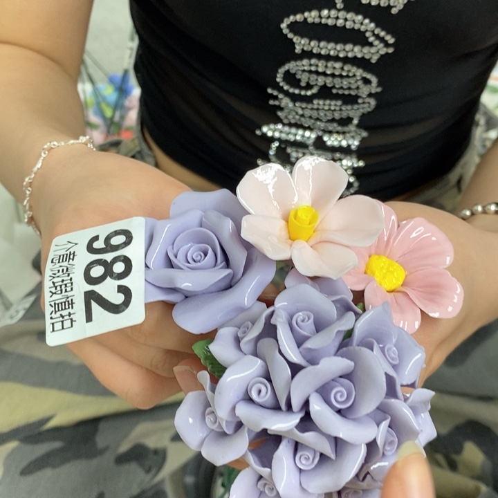 摆件陶瓷材料加工