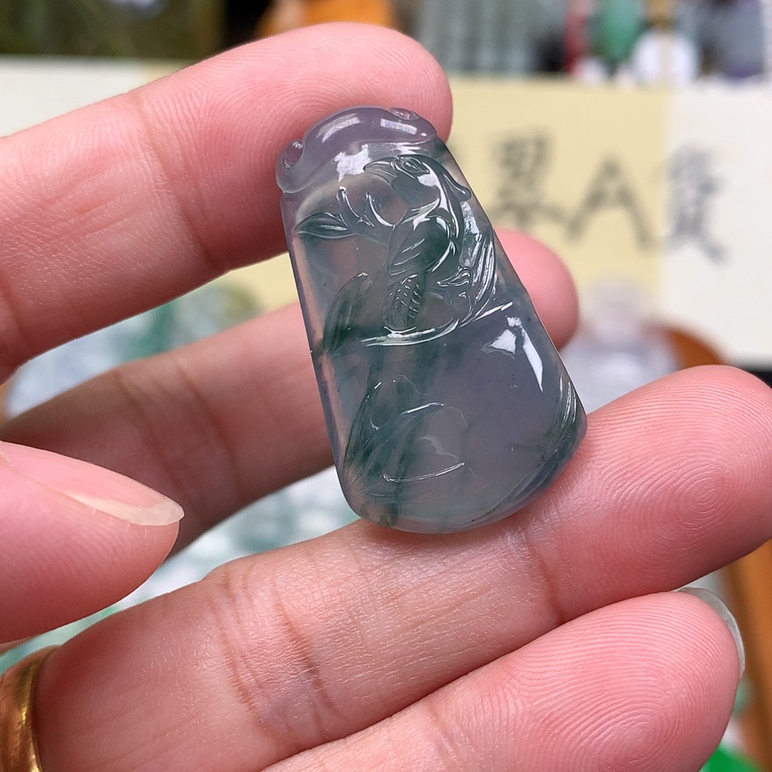 翡翠裸石缅甸天然A货翡翠冰种喜上眉梢