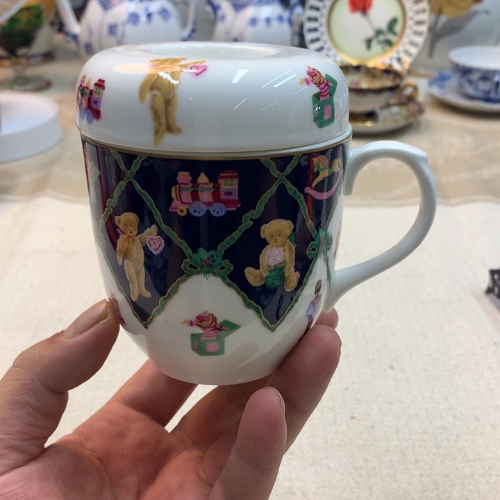 紫砂金瓷阁精品瓷器店