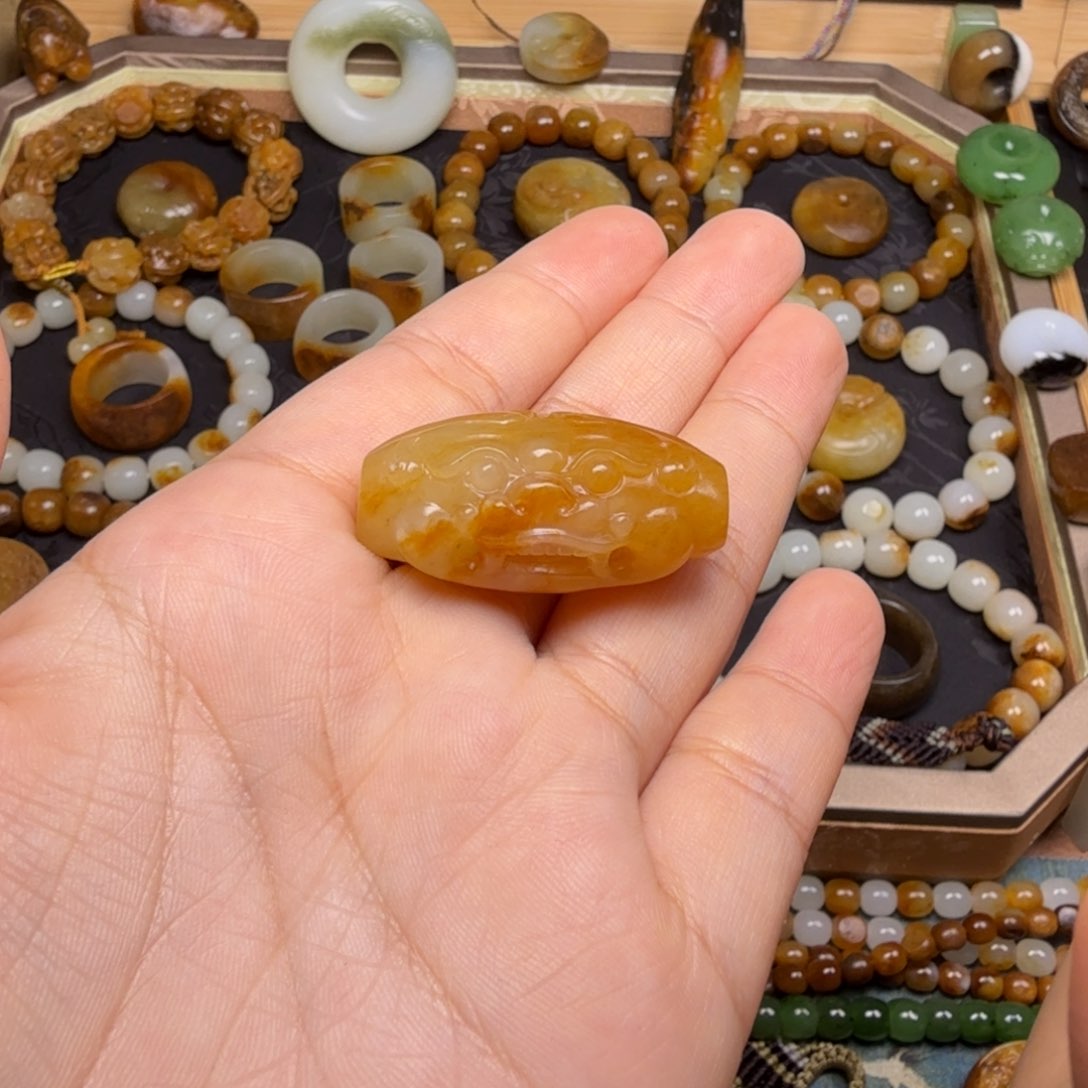 和田玉未镶嵌珠宝奇石淇