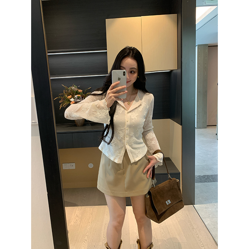 XINYI【蕾丝轻语】法式高弹压褶小衫女显瘦百搭上衣X625E05535
