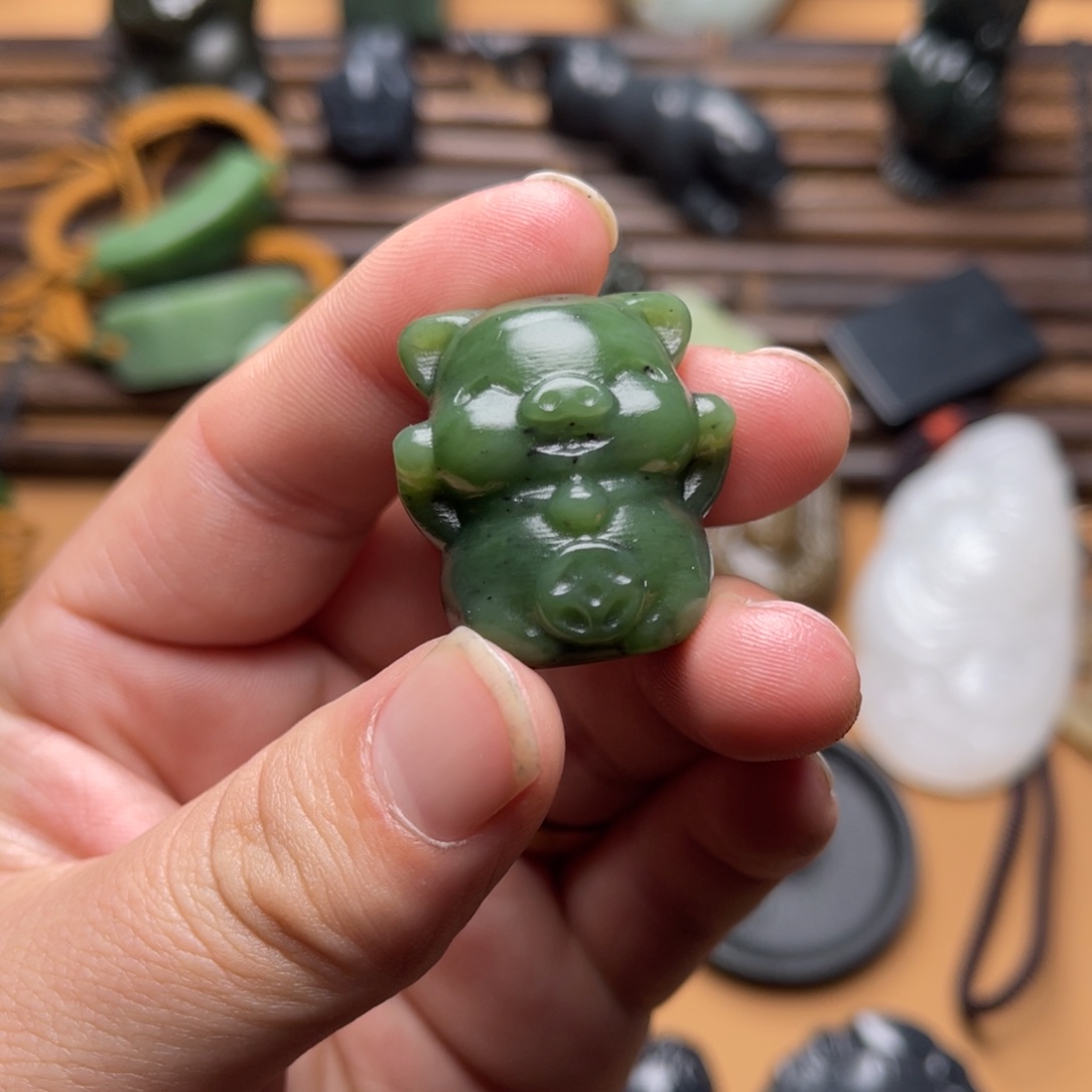 和田玉挂件未镶嵌