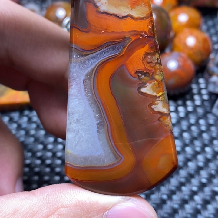 玛瑙/玉髓颈饰未镶嵌