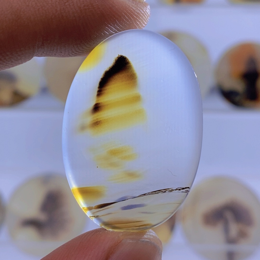 玛瑙/玉髓颈饰未镶嵌