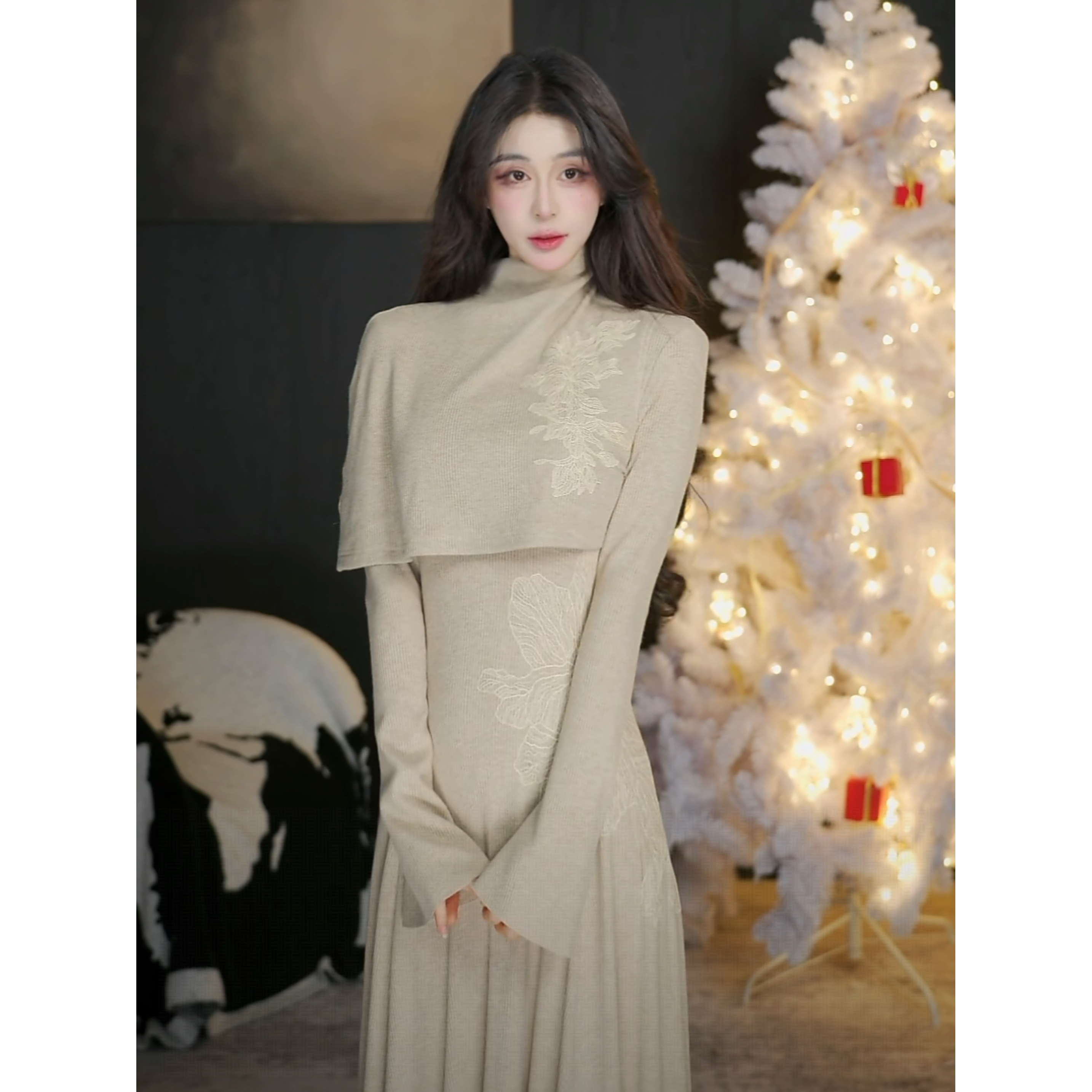 有洧Youwei【蝴蝶少女】气质长袖复古长款中式蕾丝连衣裙25SS0990