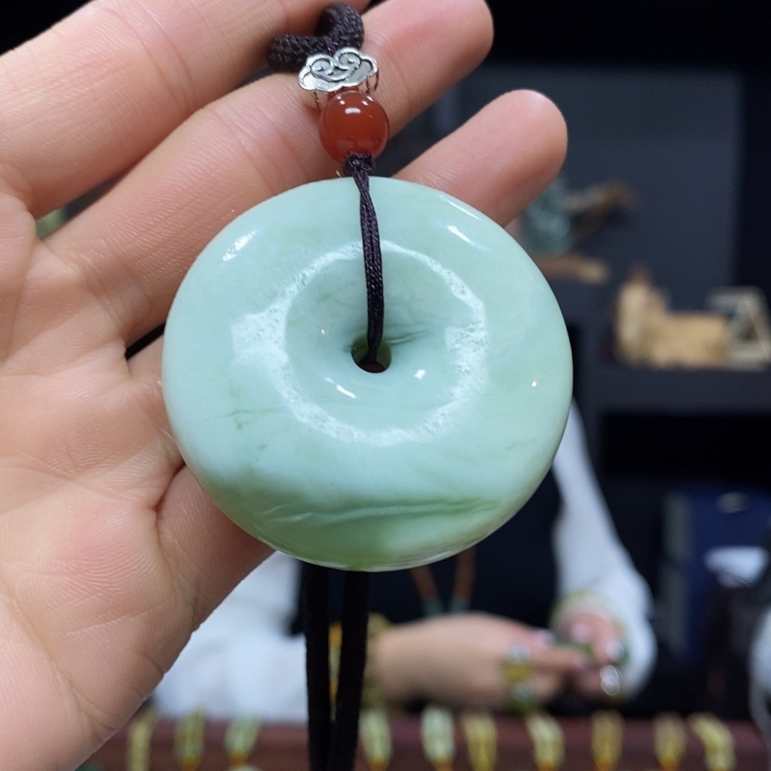 岫玉挂件吊坠未镶嵌