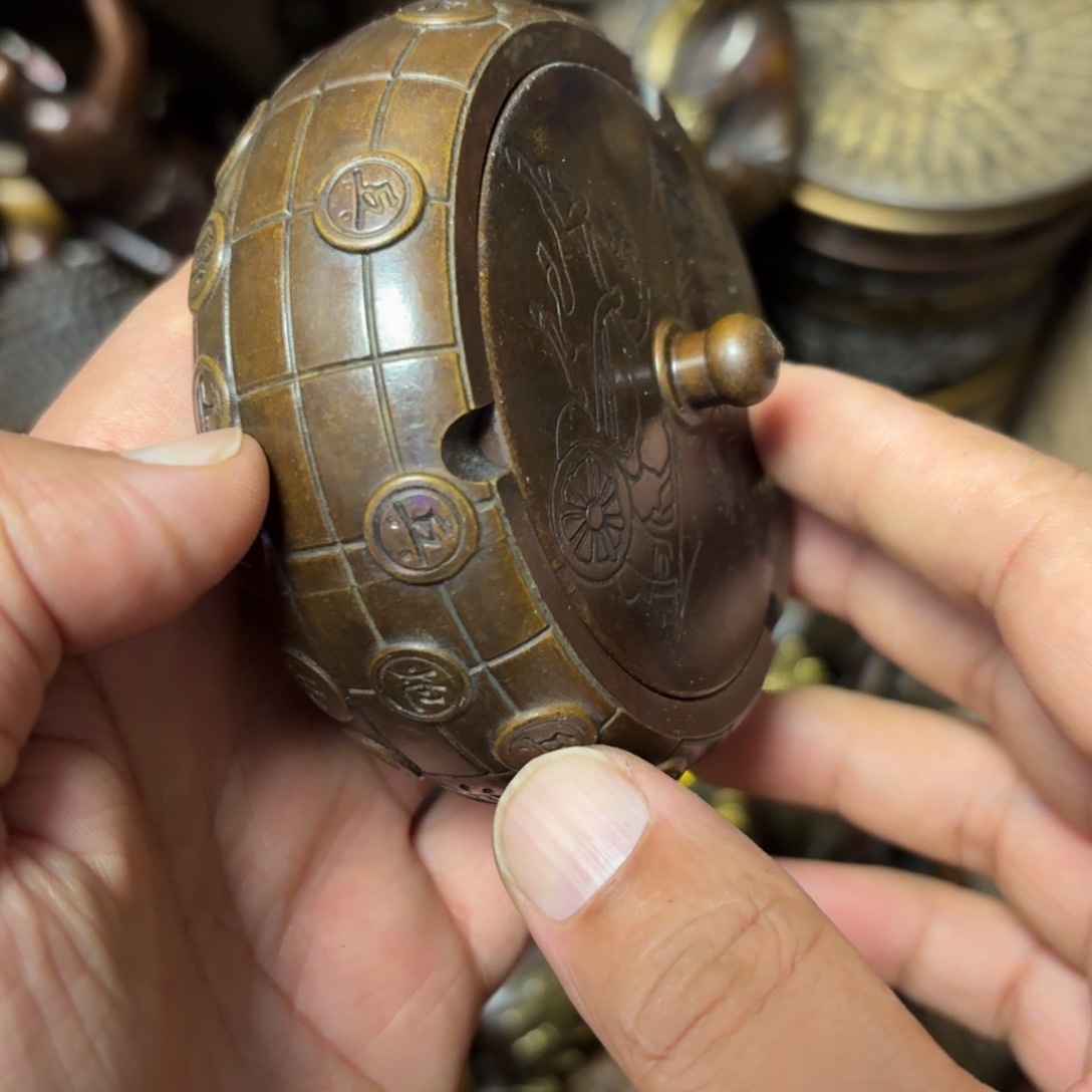 铜器工艺精湛 点击下单