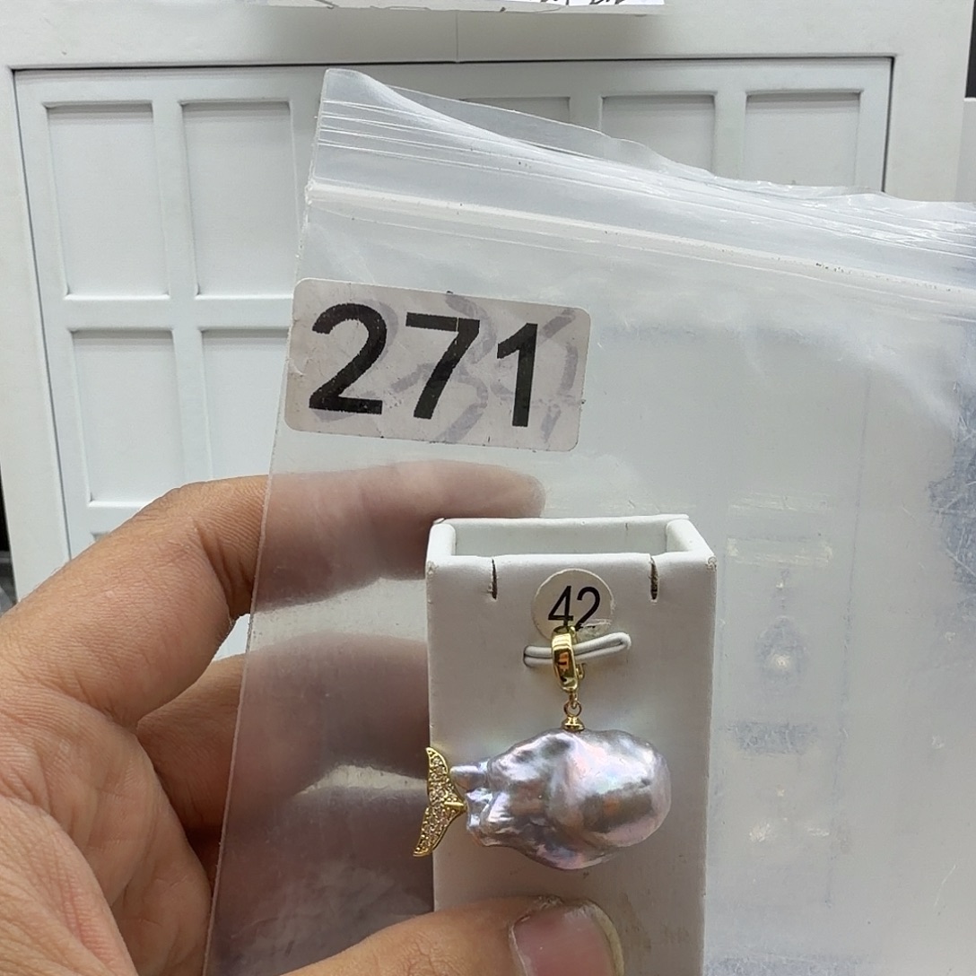 淡水珍珠颈饰合金