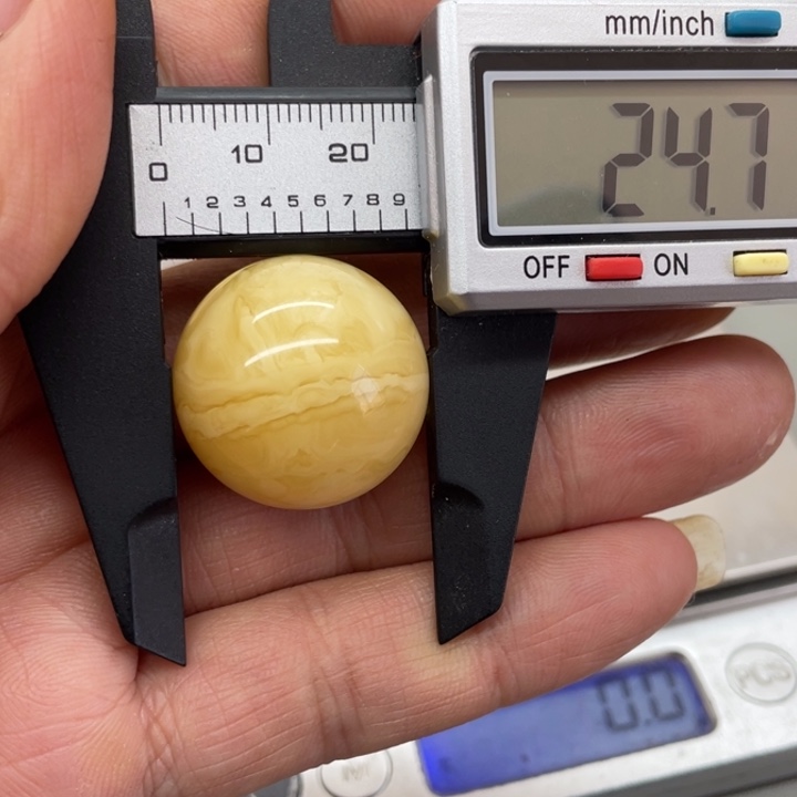 琥珀裸石未镶嵌蜜蜡圆珠