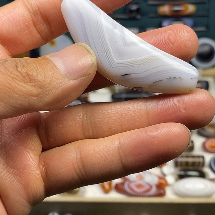 未镶嵌颈饰玛瑙/玉髓