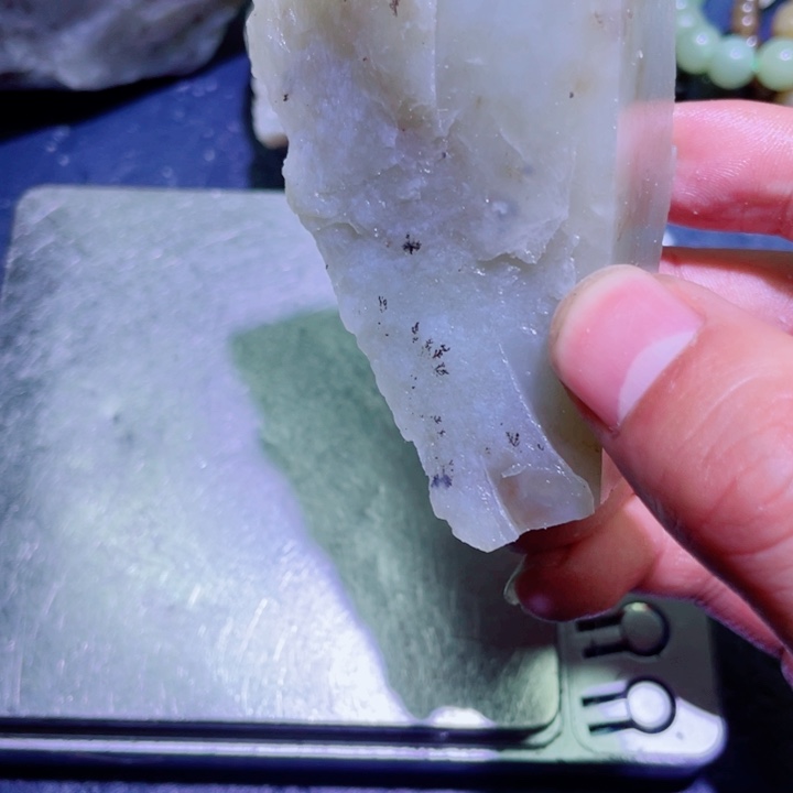 和田玉未镶嵌珠宝半成品