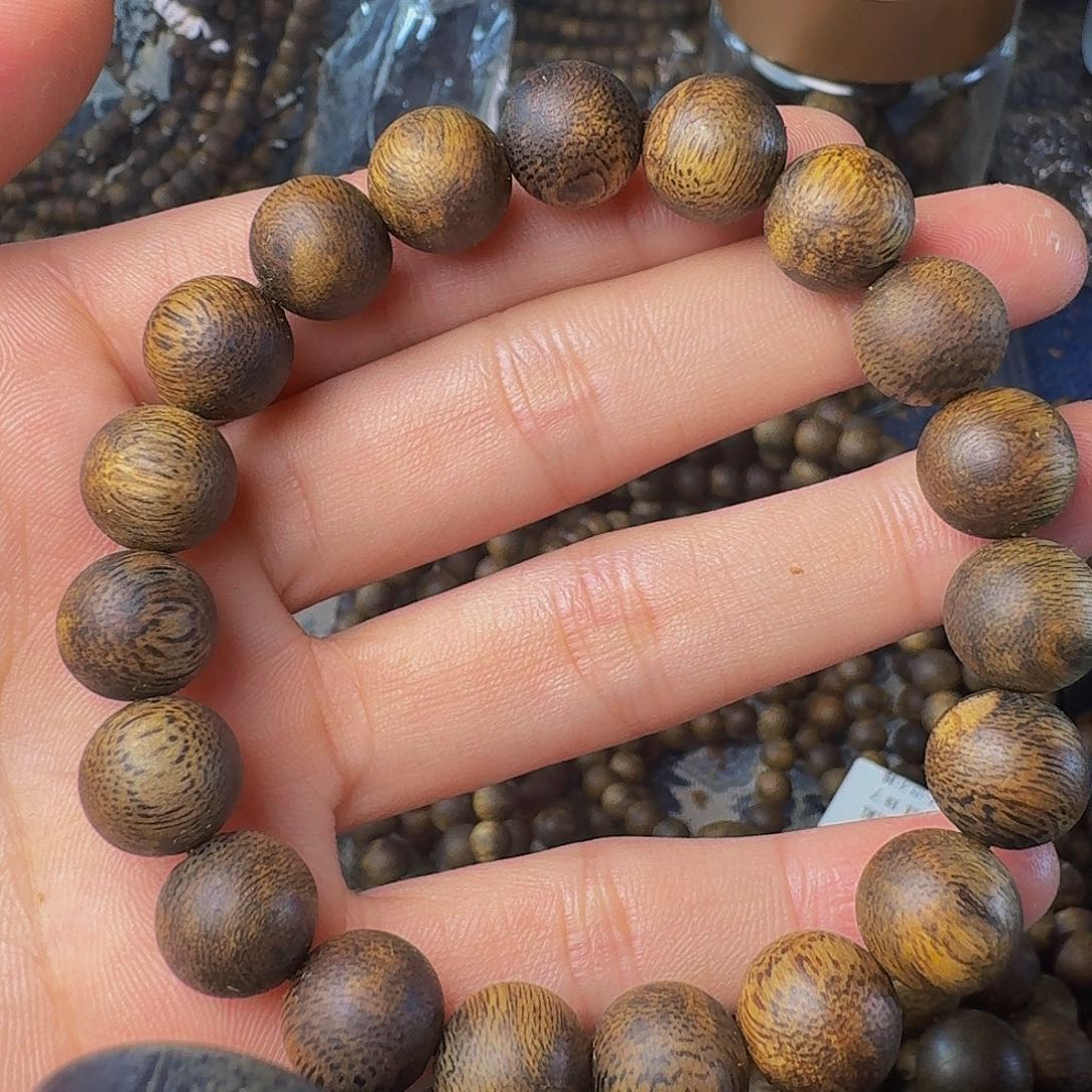 沉香手串老白棋1:1-10克圆珠