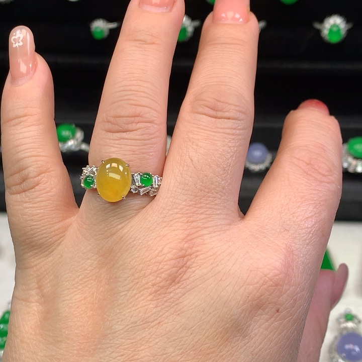 翡翠吊坠(不含链)18K金镶嵌