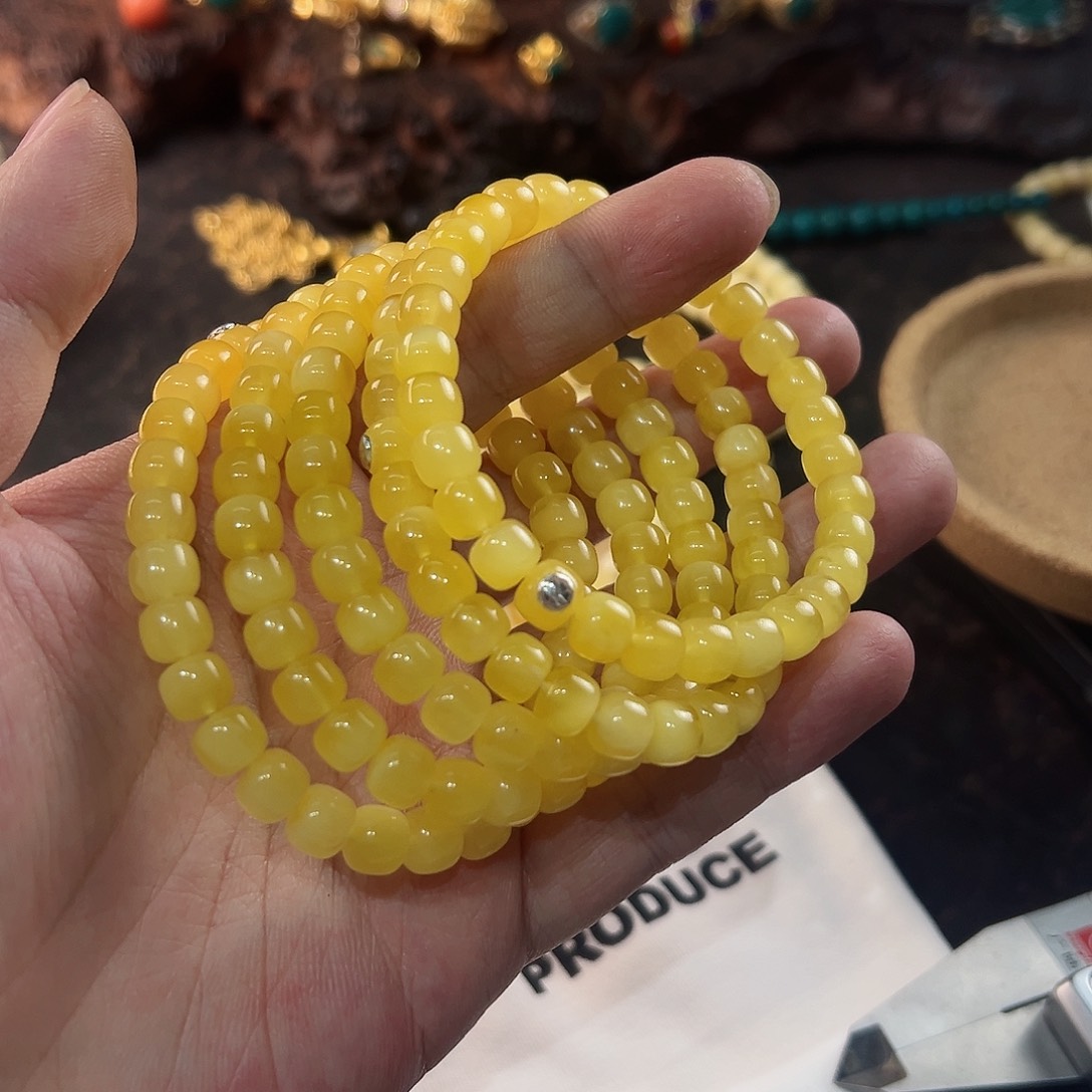 琥珀未镶嵌裸石蜜蜡手串