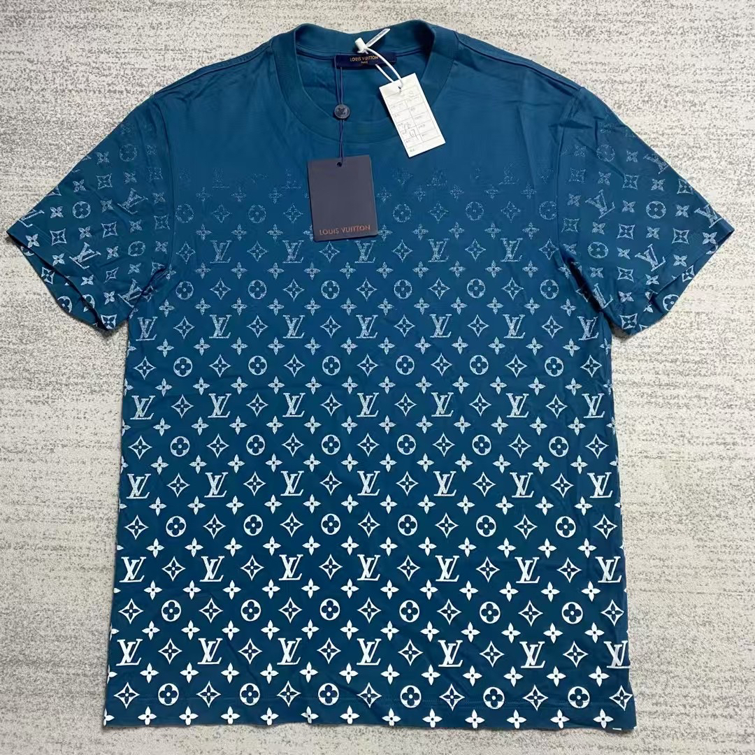未使用 LouisVuitton/路易威登 lv 深蓝色渐变满印logo短袖 S 