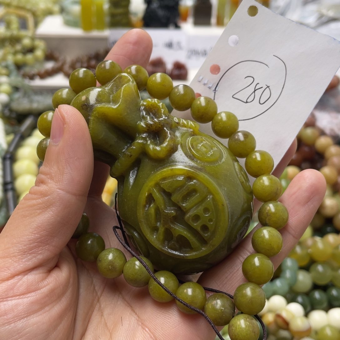 蛇纹石玉手链未镶嵌