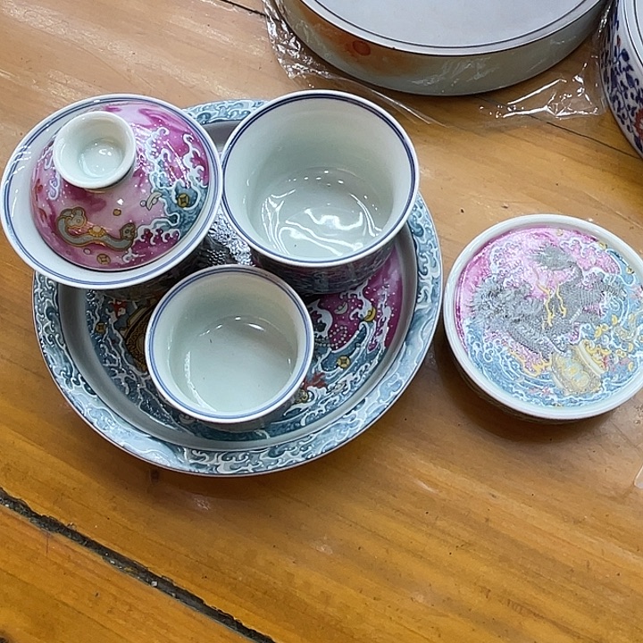 k***g胭脂红麒麟7件套3个小客杯