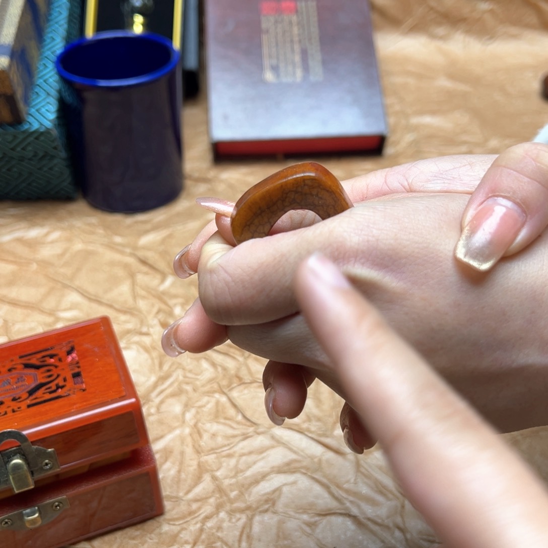 大叶紫檀（黑酸枝木类）