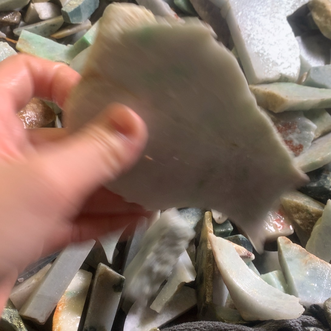 翡翠颈饰未镶嵌缅甸翡翠