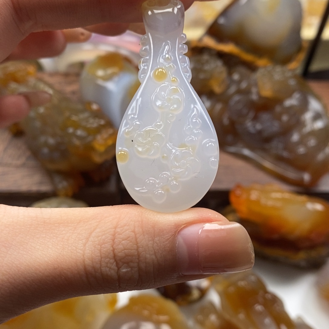 玛瑙/玉髓未镶嵌颈饰