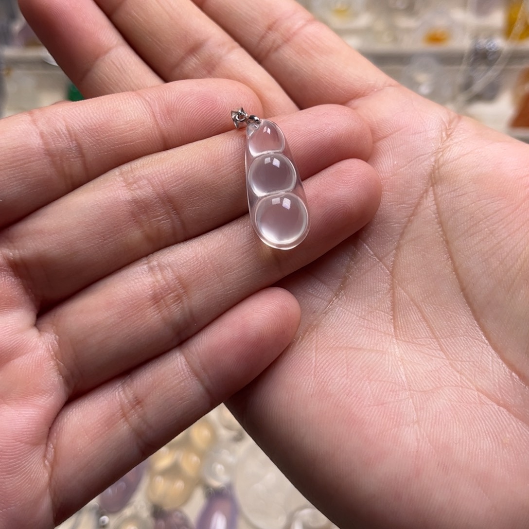 Y***玛瑙/玉髓未镶嵌颈饰