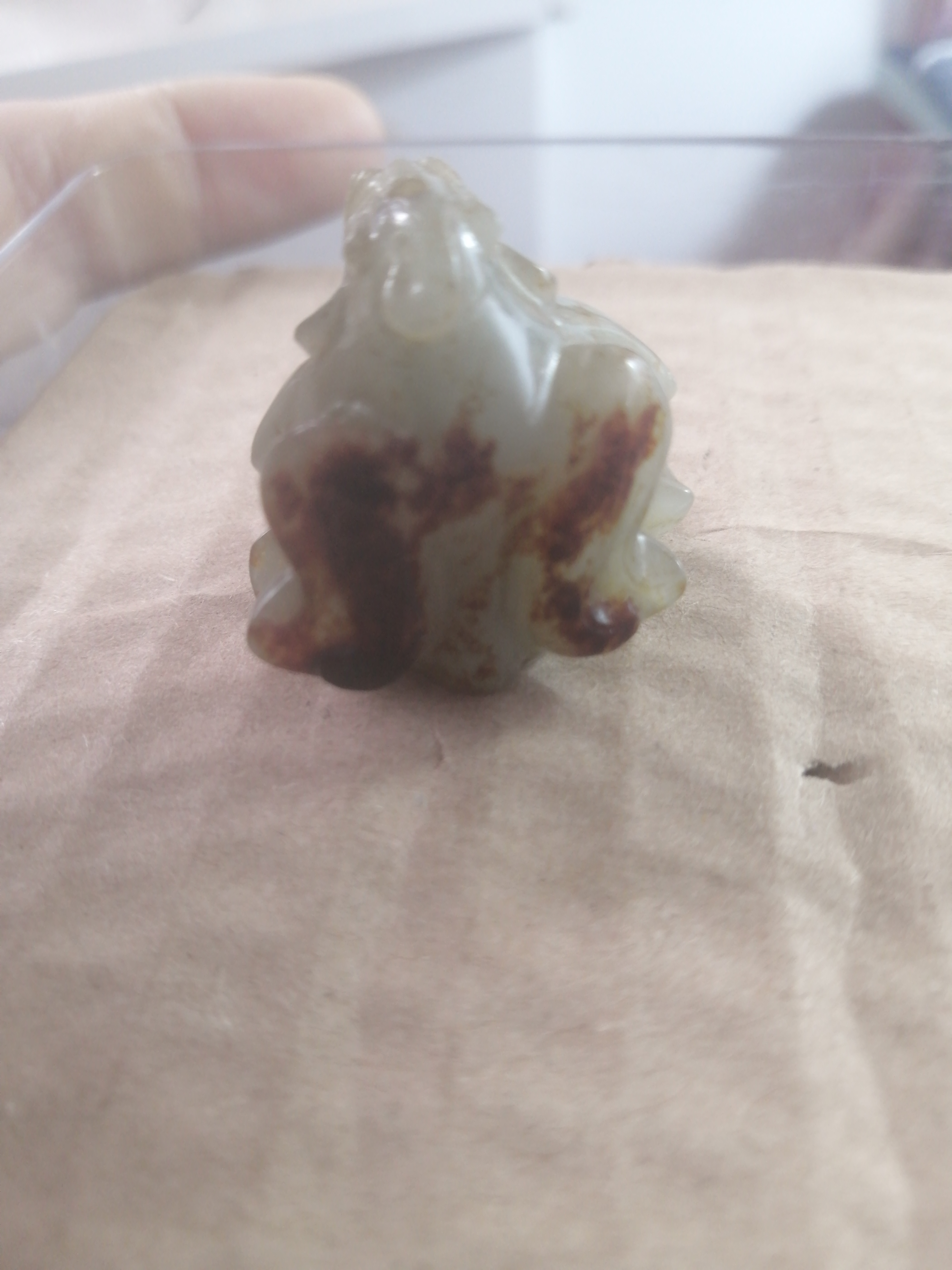 兽形玉把件手工雕刻饱满圆润独特器型