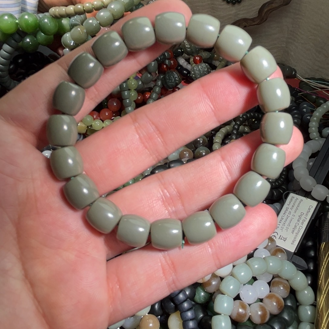 和田玉手链未镶嵌