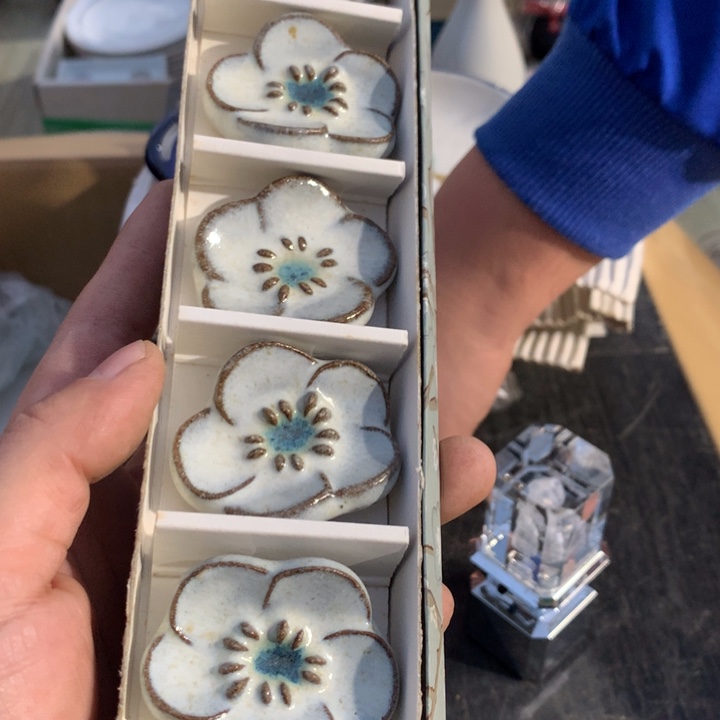 小***女瓷片工艺品工艺品工艺品