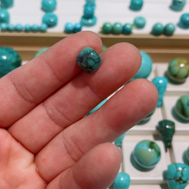 未镶嵌南红玛瑙珠宝奇石