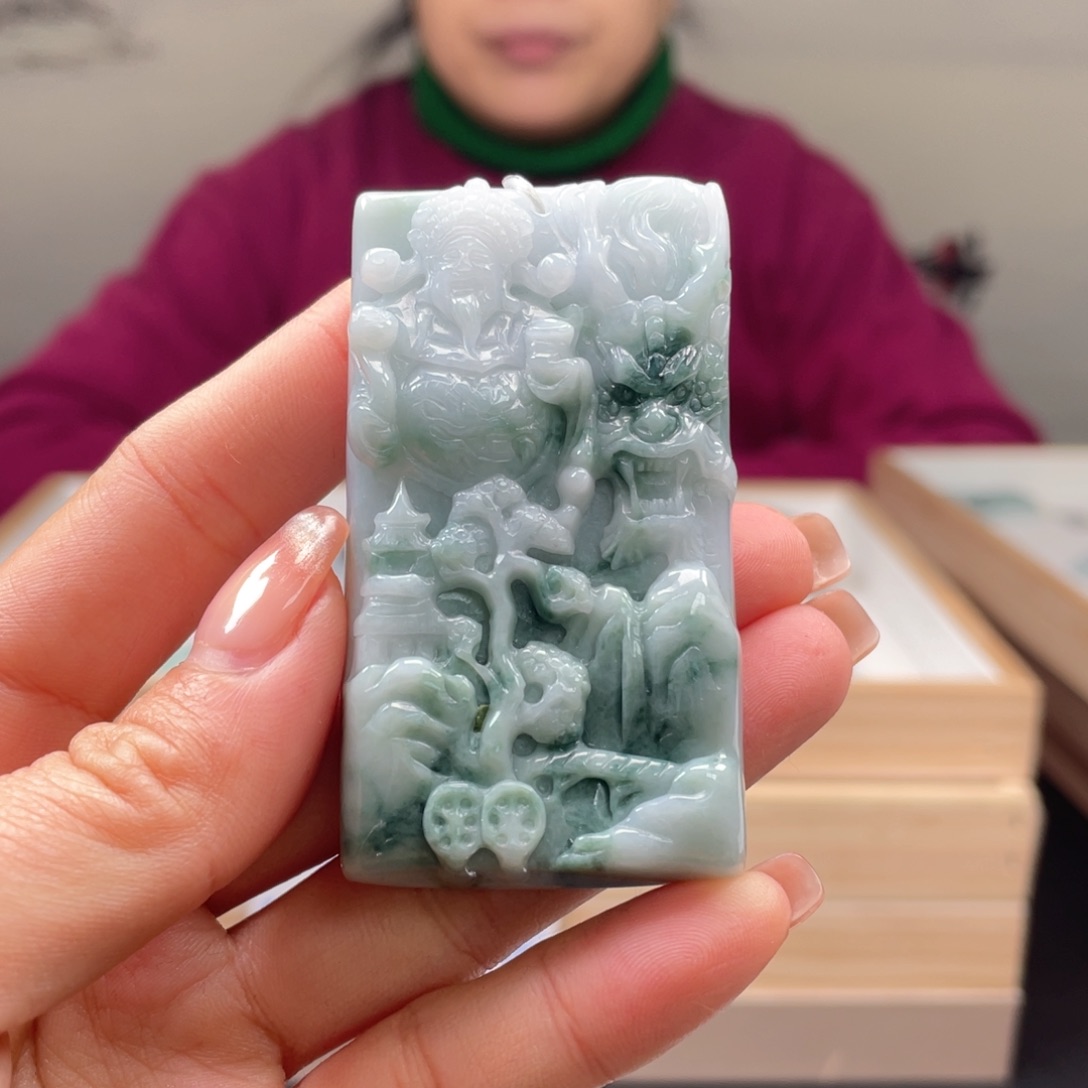 翡翠吊坠(不含链)未镶嵌