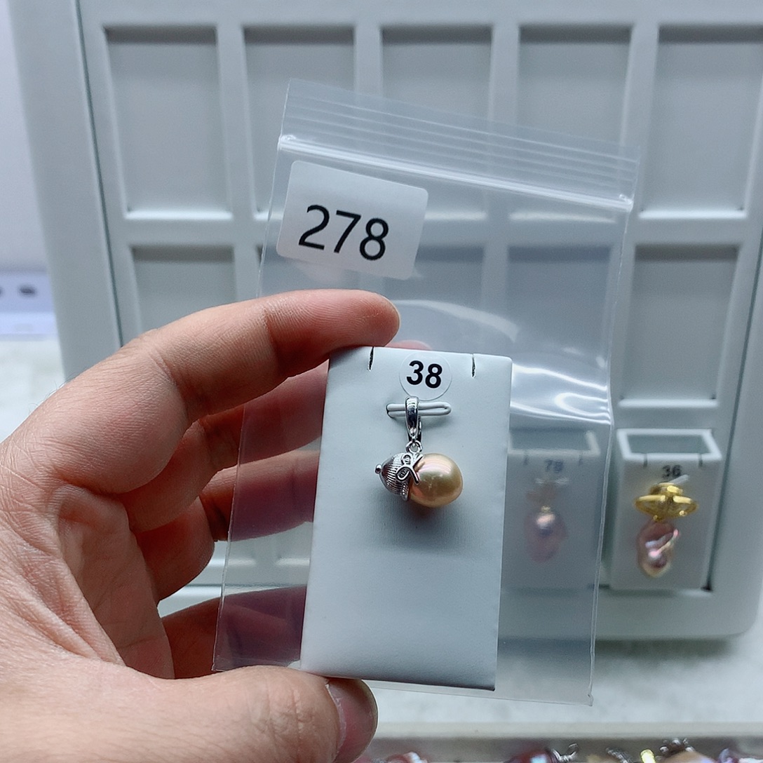 淡水珍珠吊坠(不含链)合金