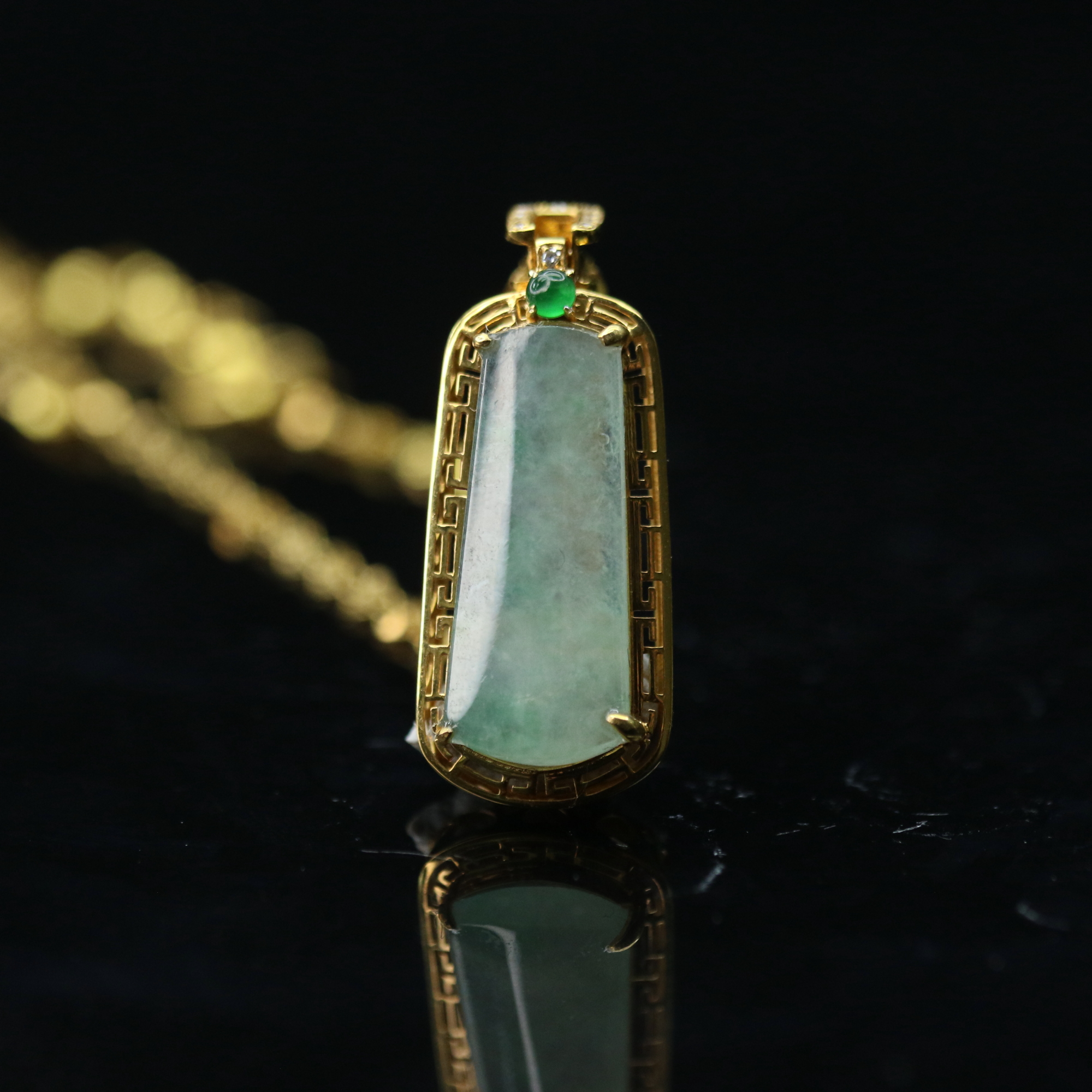 7天然缅甸翡翠A货18k无事牌项链/901717/上海嘉禾拍卖