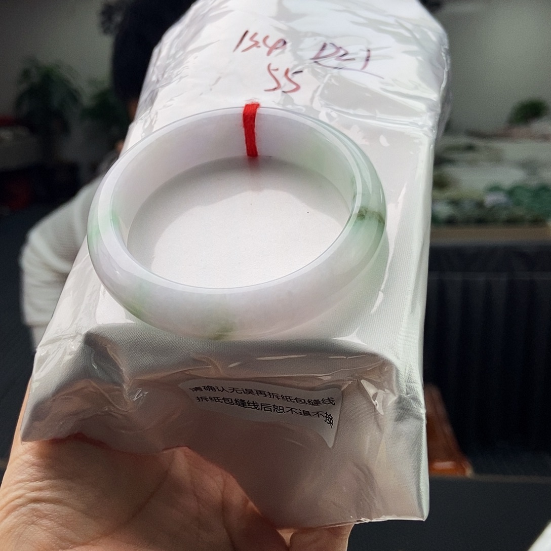 翡翠未镶嵌手镯拍一发一
