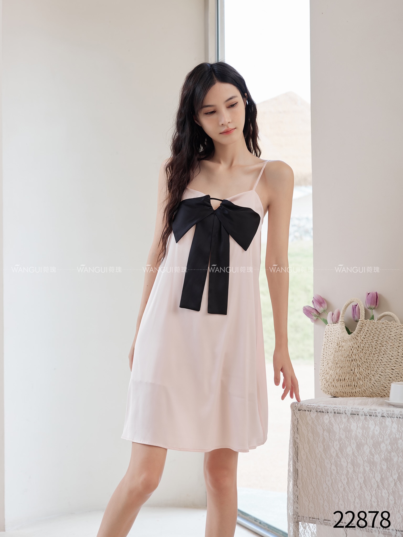 WG品牌冰丝仿真丝睡衣家居服女夏季可爱性感蝴蝶结吊带裙
