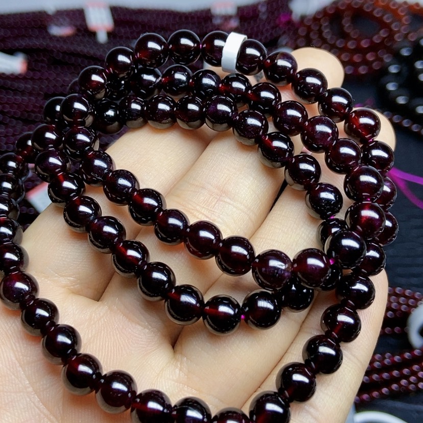 【闪购商品】石榴石手链未镶嵌7.3毫米